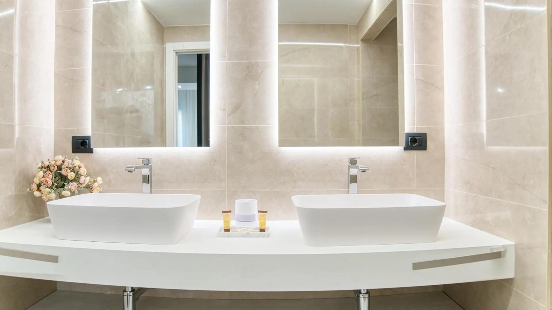 Duomo Lux Suite - Elite In The Heart Of Mediolan