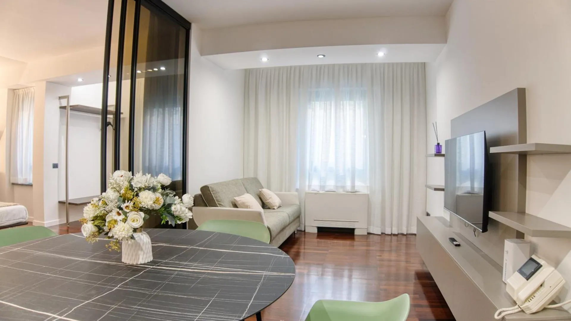 Duomo Lux Suite - Elite In The Heart Of Mediolan Włochy
