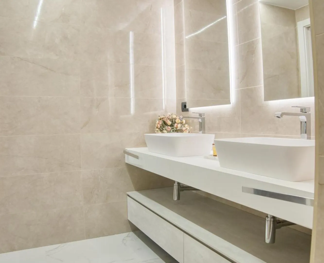 Apartament Duomo Lux Suite - Elite In The Heart Of Mediolan